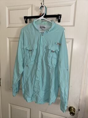 columbia pfg shirt Lg UPF 30+